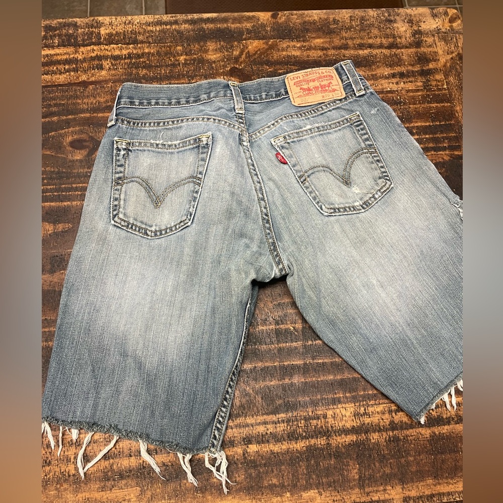 LEVIS shorts - Picture 5 of 11
